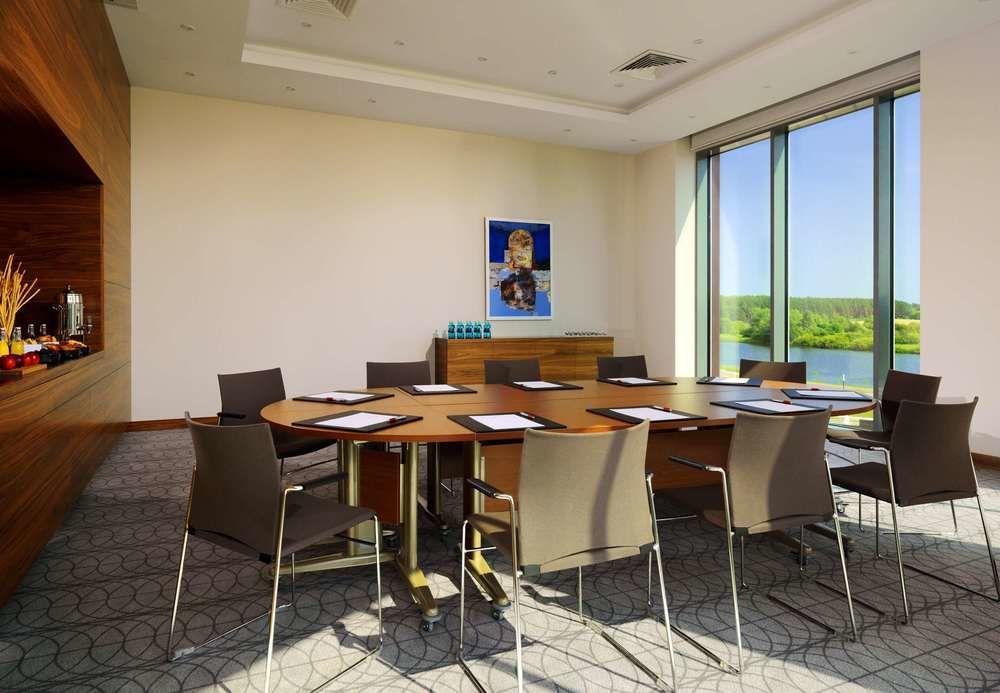 Minsk Marriott Hotel Εξωτερικό φωτογραφία