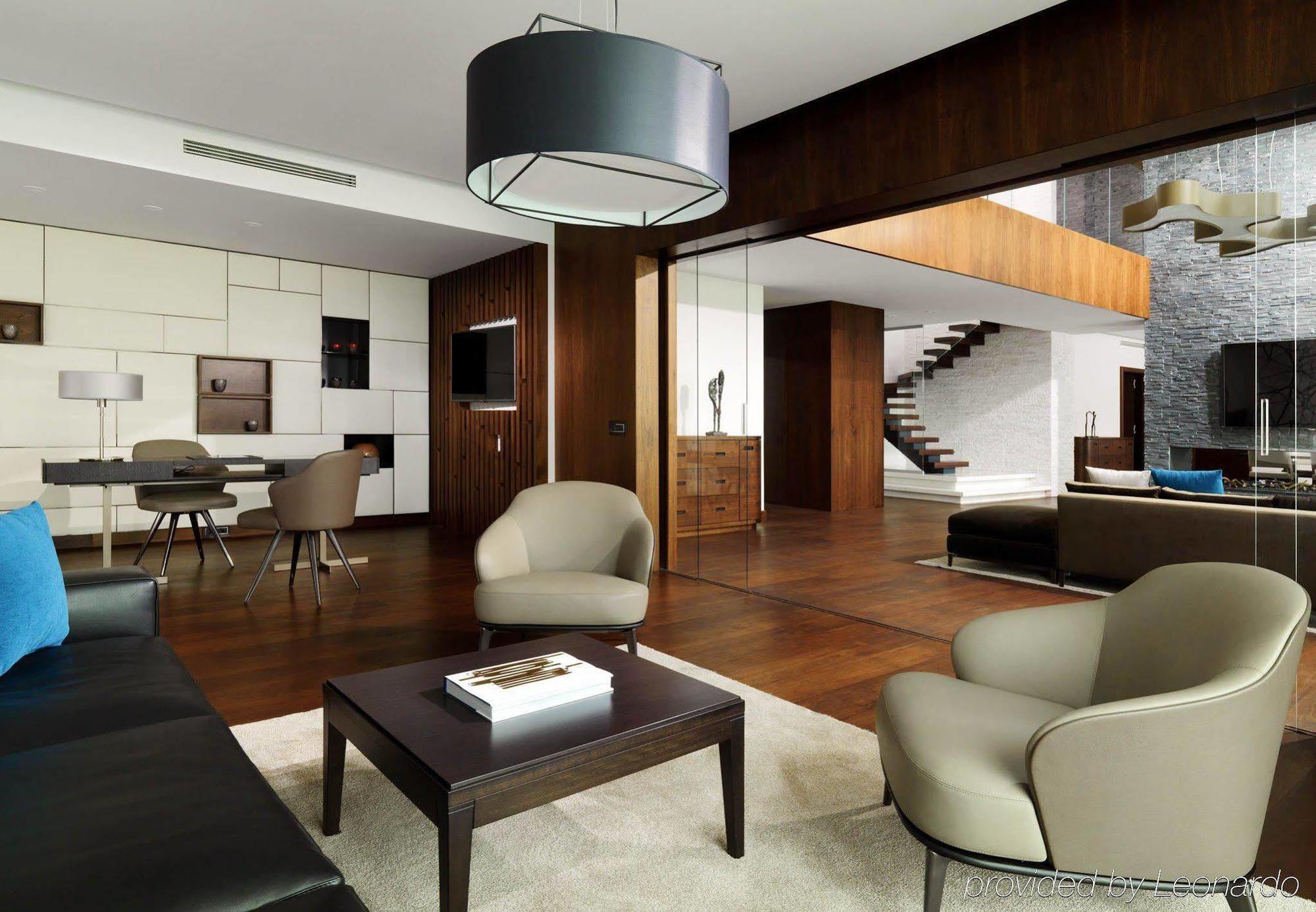 Minsk Marriott Hotel Εξωτερικό φωτογραφία