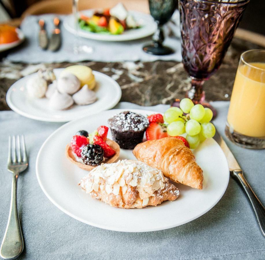 Minsk Marriott Hotel Εξωτερικό φωτογραφία